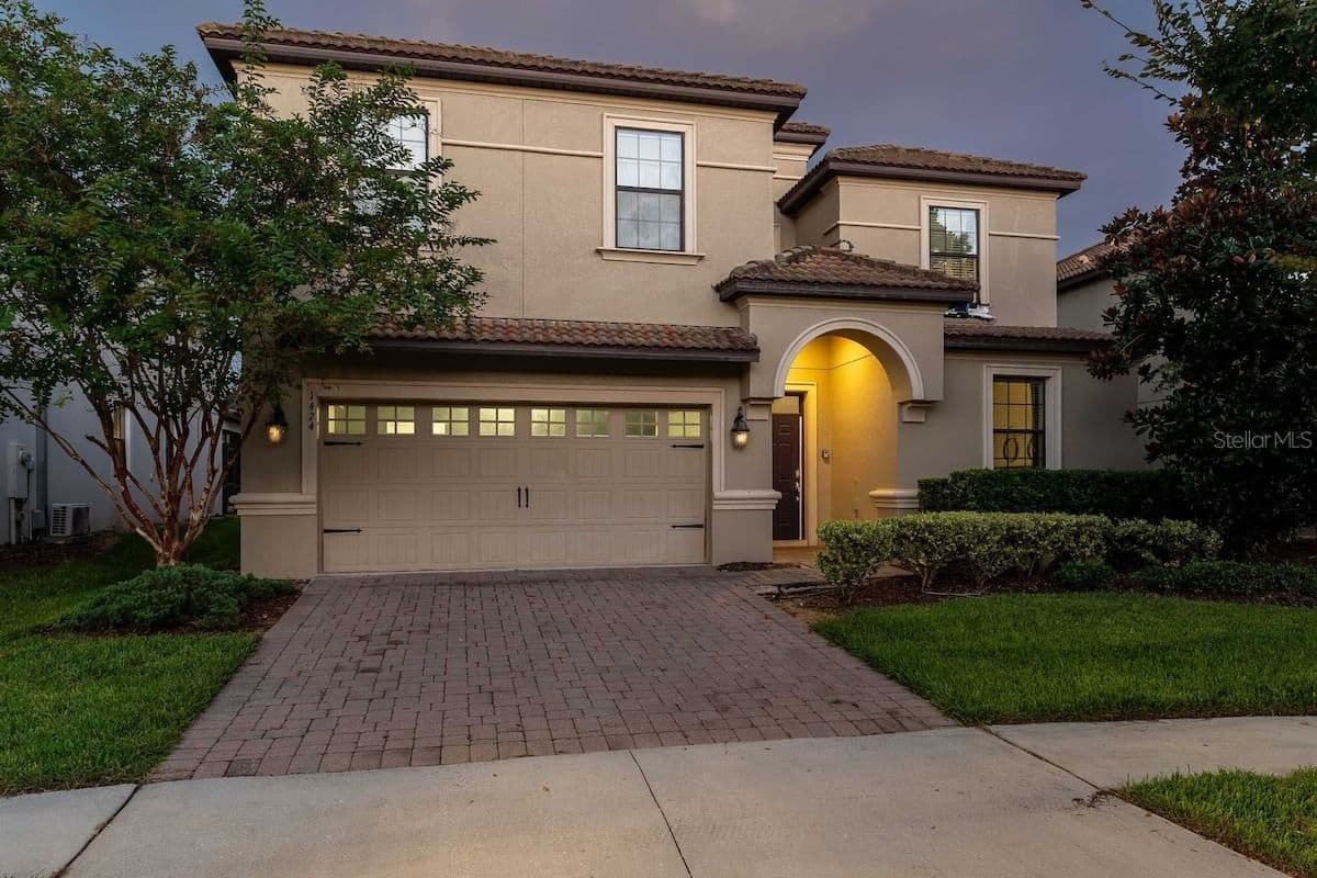 1474 ROLLING FAIRWAY 3