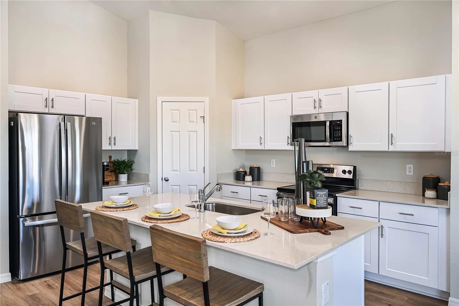 4156 RIVER BEACON 2