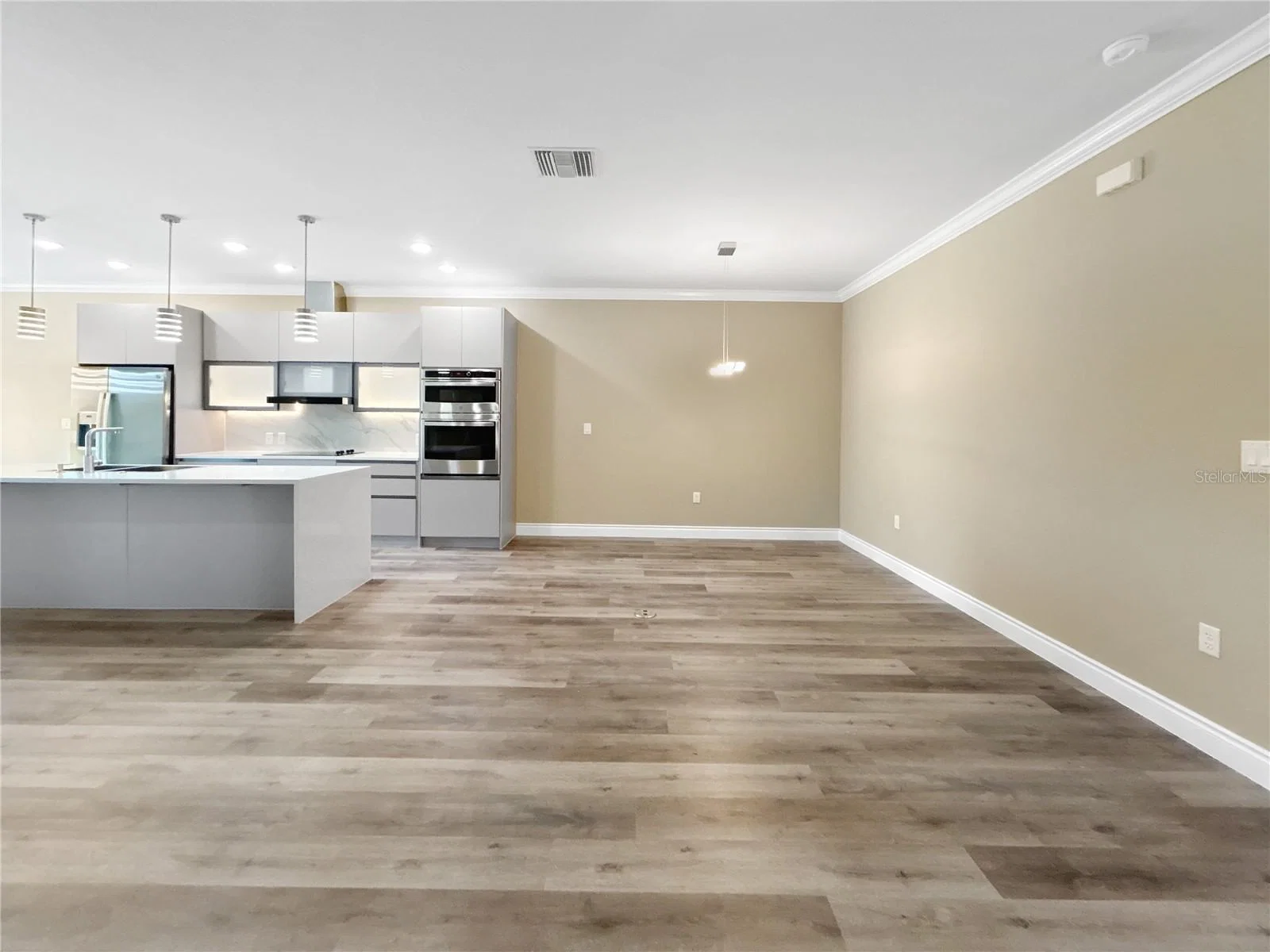 1839 BRENTWOOD 3