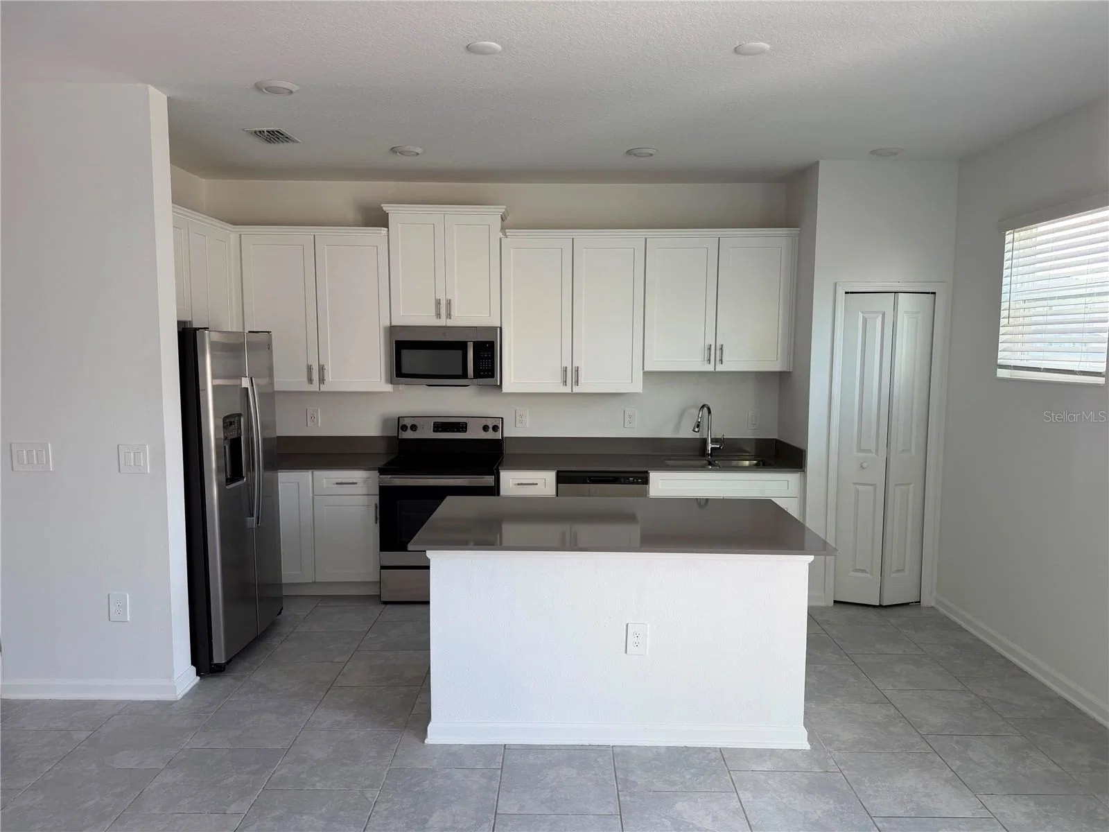 7429 STONE CREEK 3