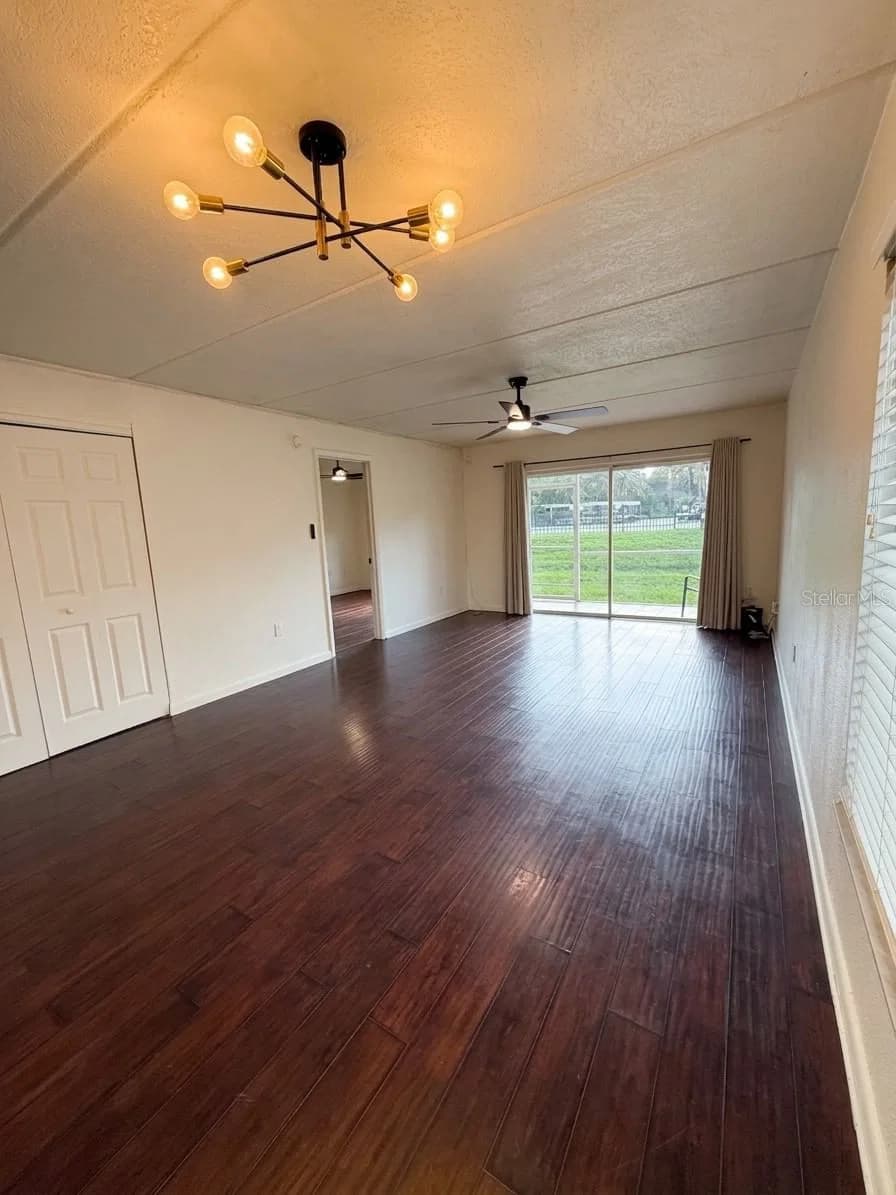 4410 WHITE PINE 3