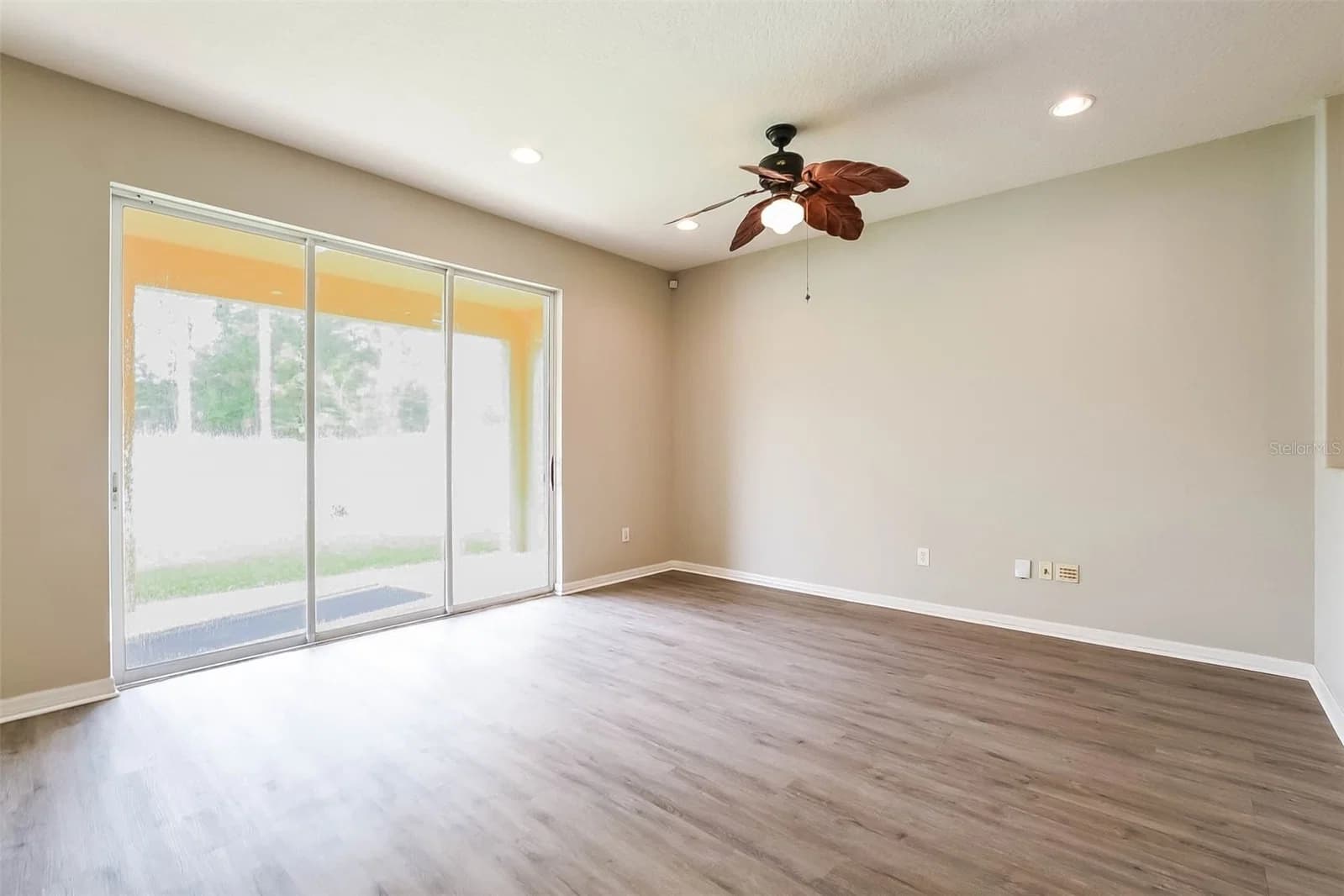 9849 MOSS ROSE Way 5