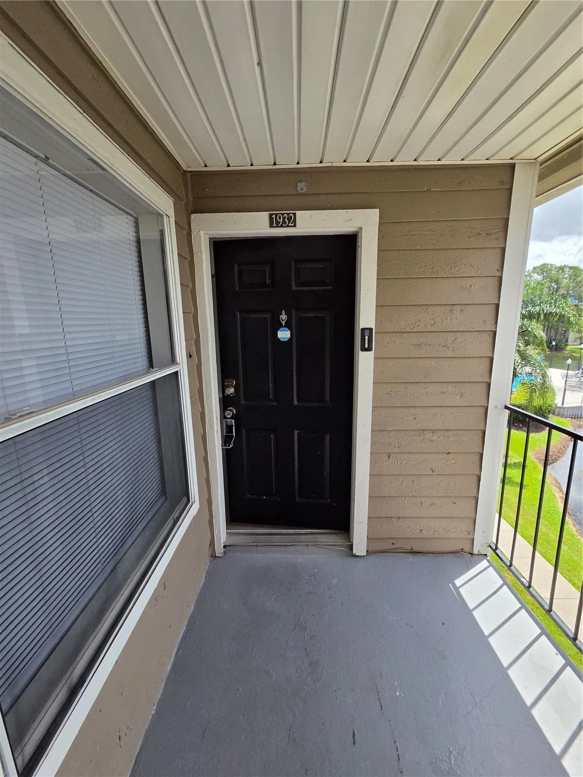 4704 WALDEN Circle #32, Orlando, FL 32811 2