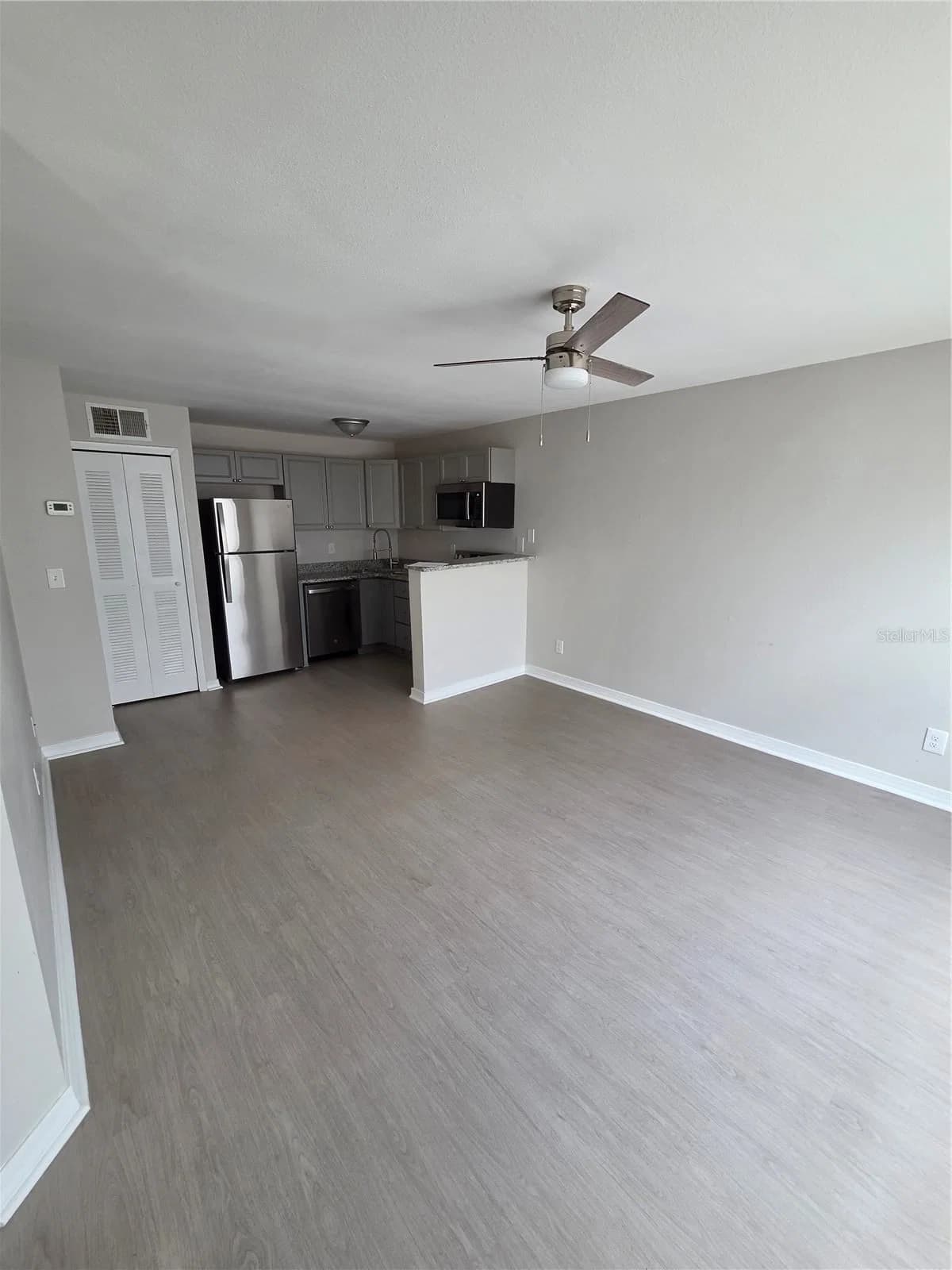 4704 WALDEN Circle #32, Orlando, FL 32811 3