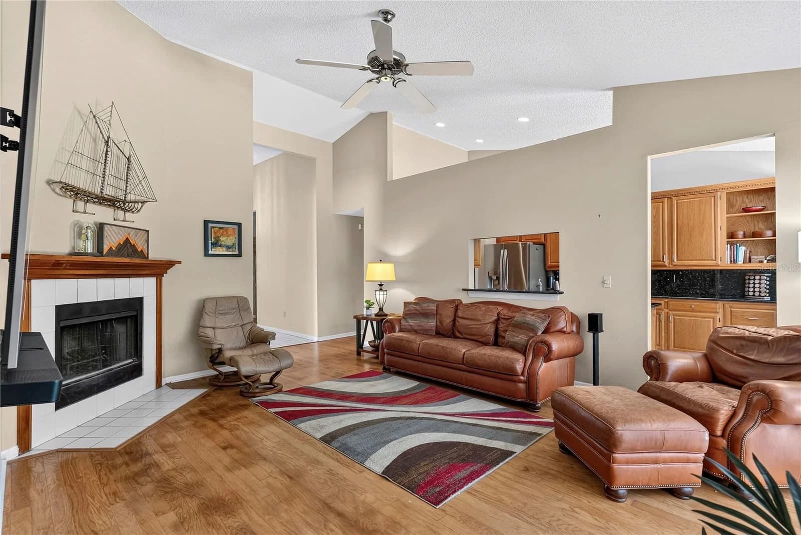 10850 DEARDEN Circle 4