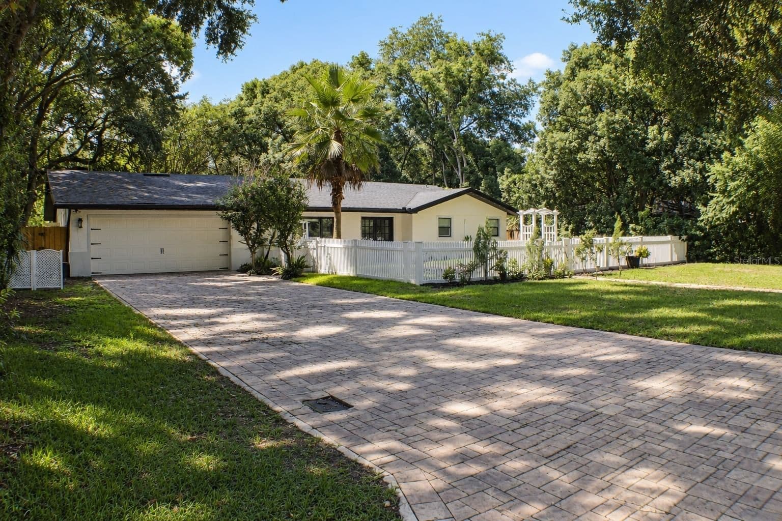 8042 RIDGE Way, Orlando, FL 32817 3
