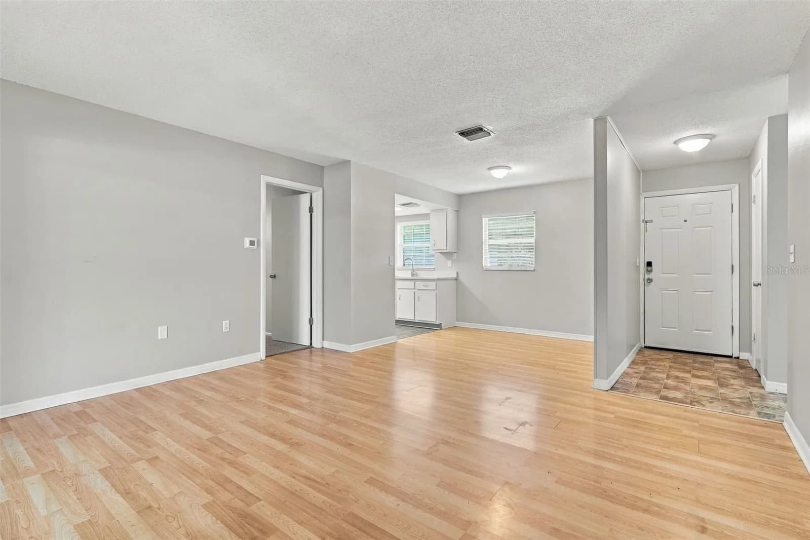 4750 KEMPSTON Drive 4