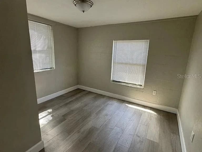 772 WILLIE MAYS Parkway 5